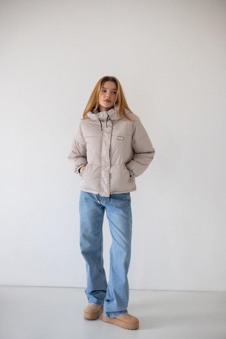 Куртка жіноча